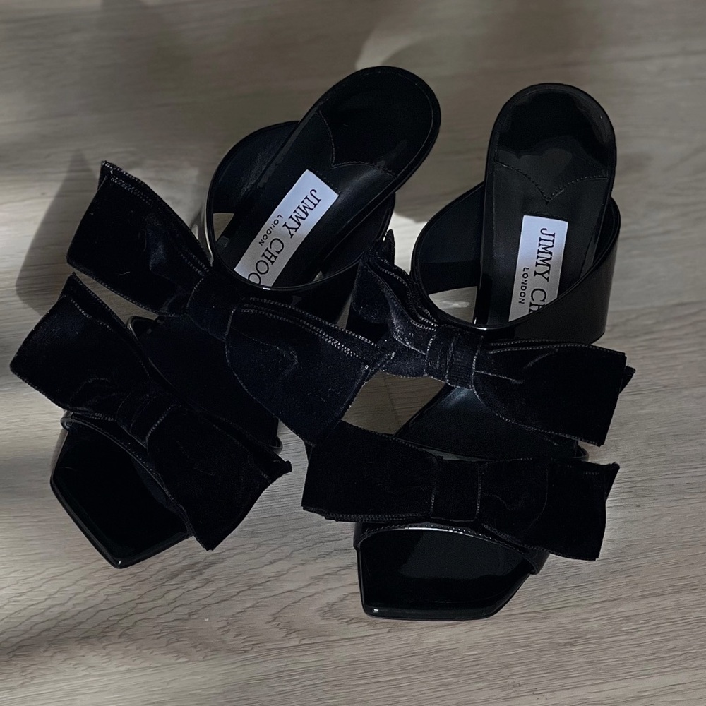 Jimmy Choo Patent Leather Bow Accents Slides